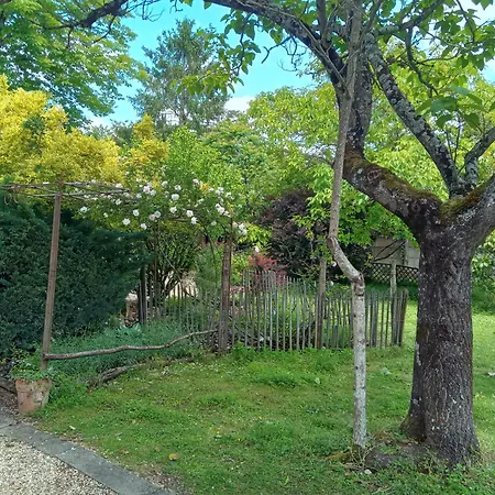 Location Schellenberger - Clos Saint Martin * Cherbonnieres (Charente-Maritime)